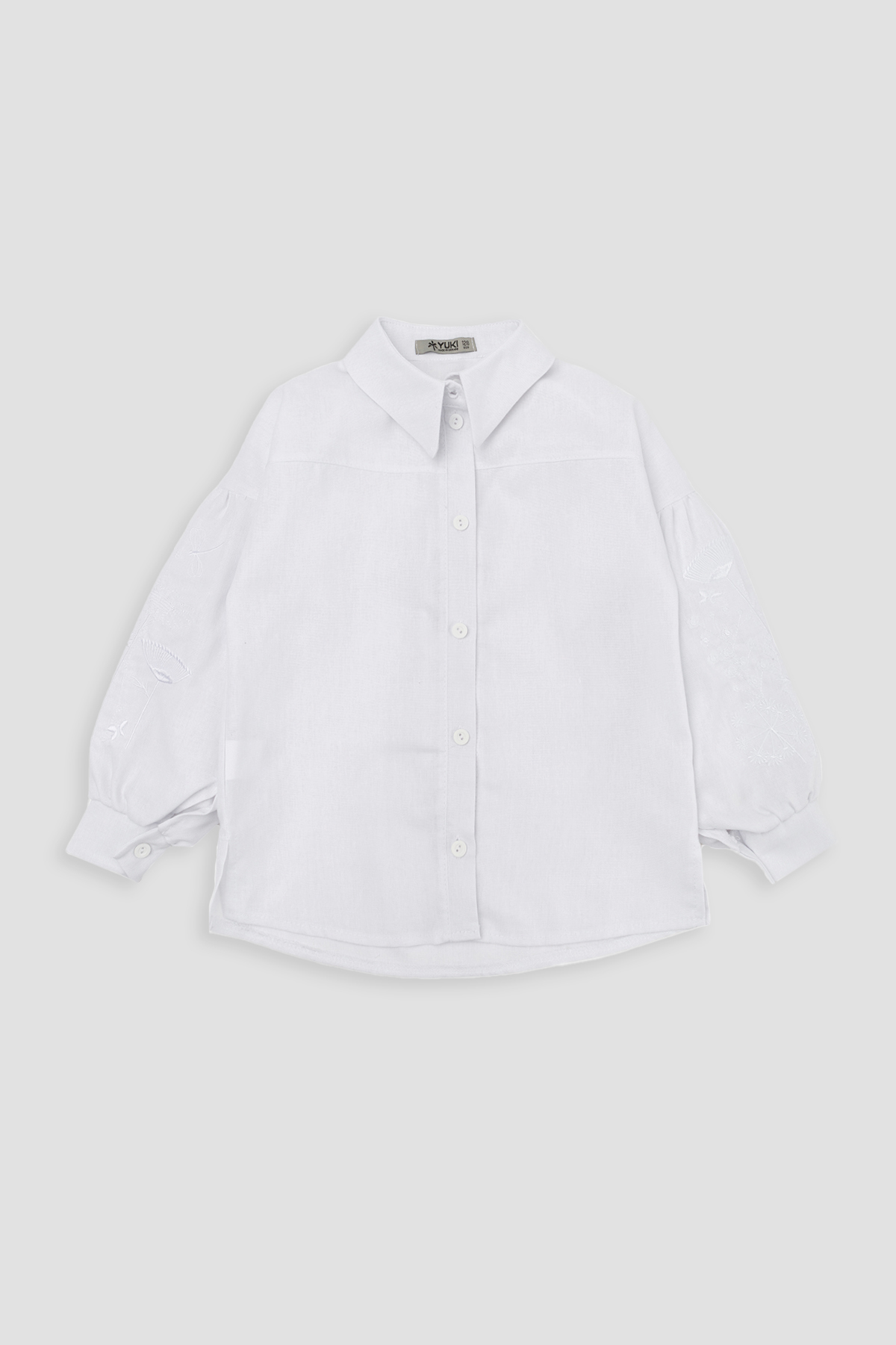 Сорочка для дівчинки Yuki з вишивкою 128 см Білий ЦБ-00253495 (SKT001002155)