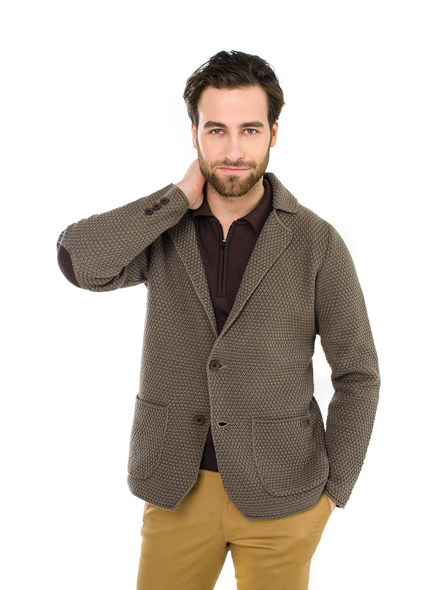 Трикотажний піджак на двох гудзиках SVTR Капучино (398 48 капучино)