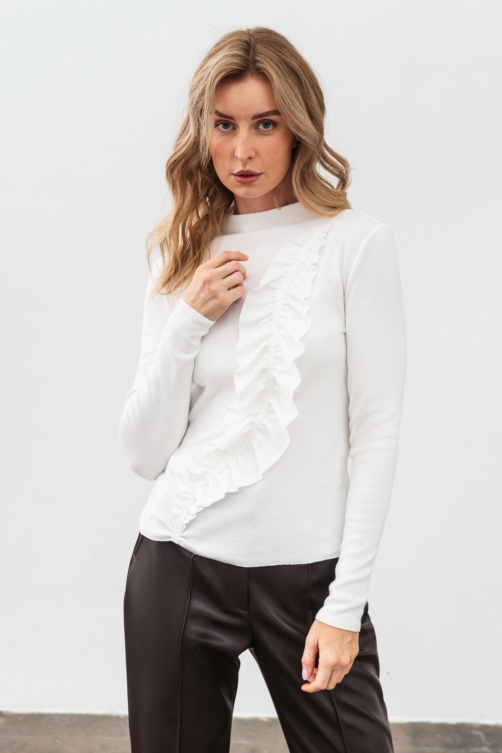 Джемпер Lesia Лістея 02 Білий 52 (14938000052)