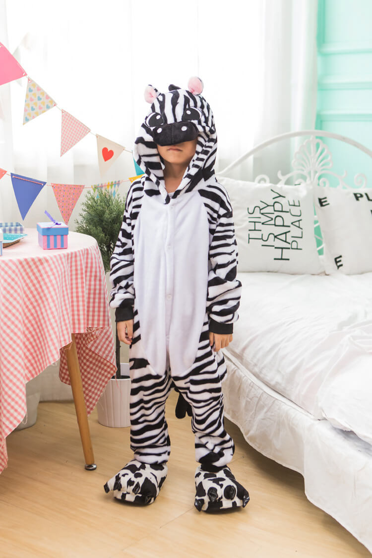 Піжама Кігурумі дитяча Kigurumba Зебра Марті Мадагаскар XS - зріст 95 - 105 см Чорно-білий (K0W1-0030-XS)