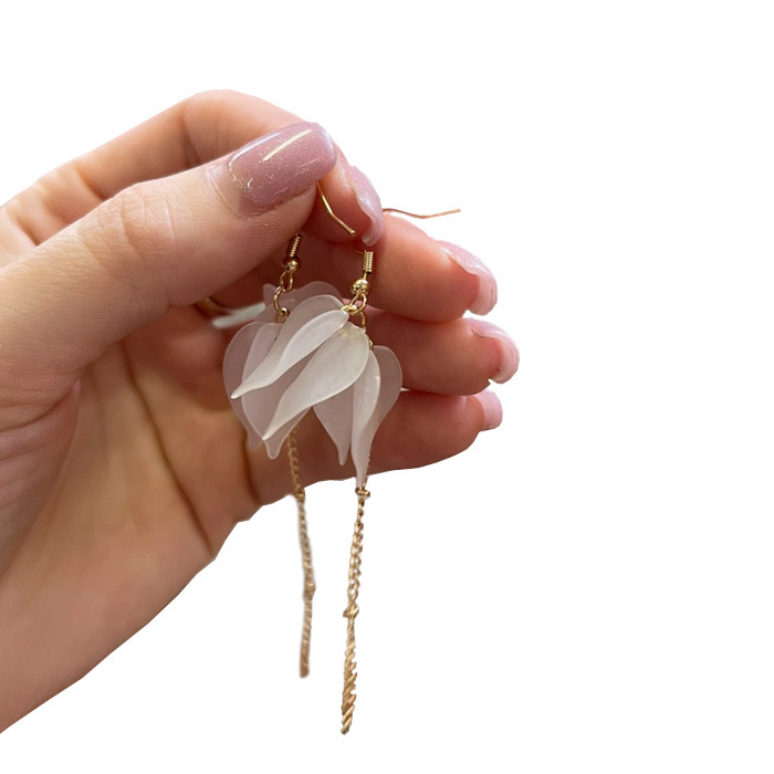 Сережки Білі пелюстки Bioworld White Petals (18401)